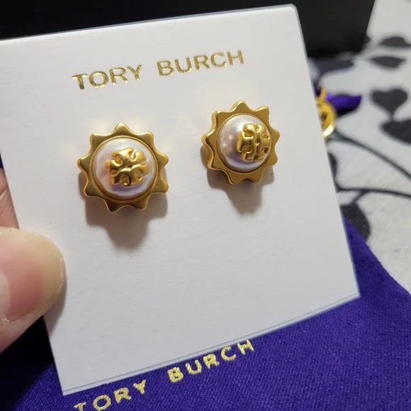 *** SOLD *** Tory Burch Sunflowers Pearl & Gold Logo Stud Earrings - Picture 1 of 11